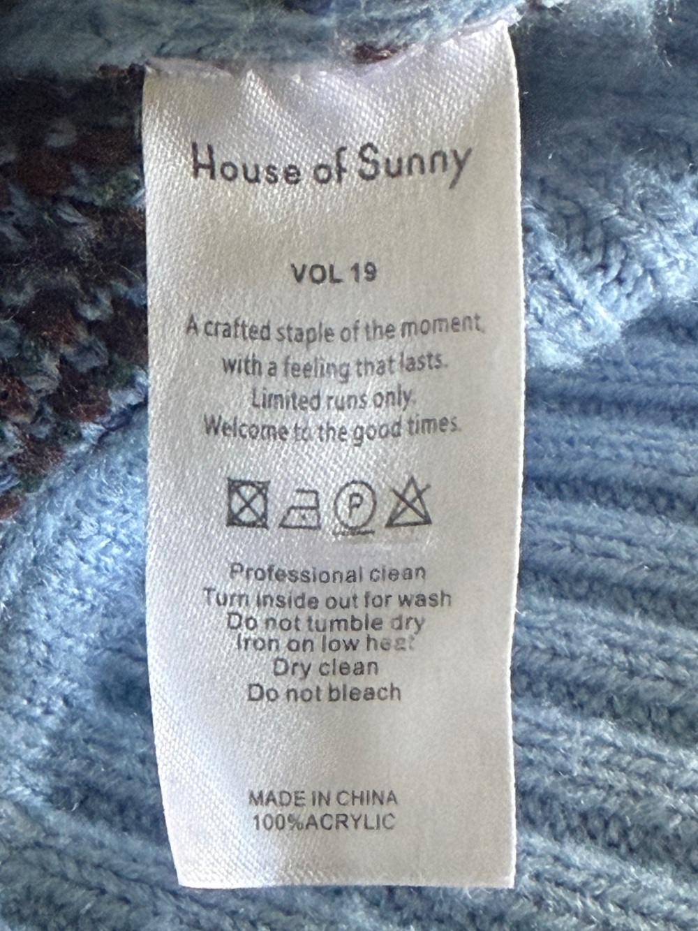 House of Sunny Chasing Waterfalls Vol 19 Sweater Vest! - Picture 4 of 5